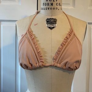 Victoria secret sz L ruffle peach triangle top